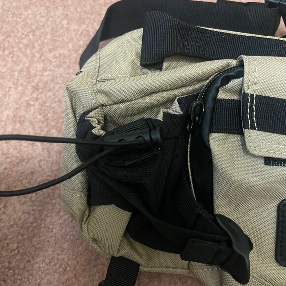 Mango Waist Hip Body Bag - Picture 11 of 11